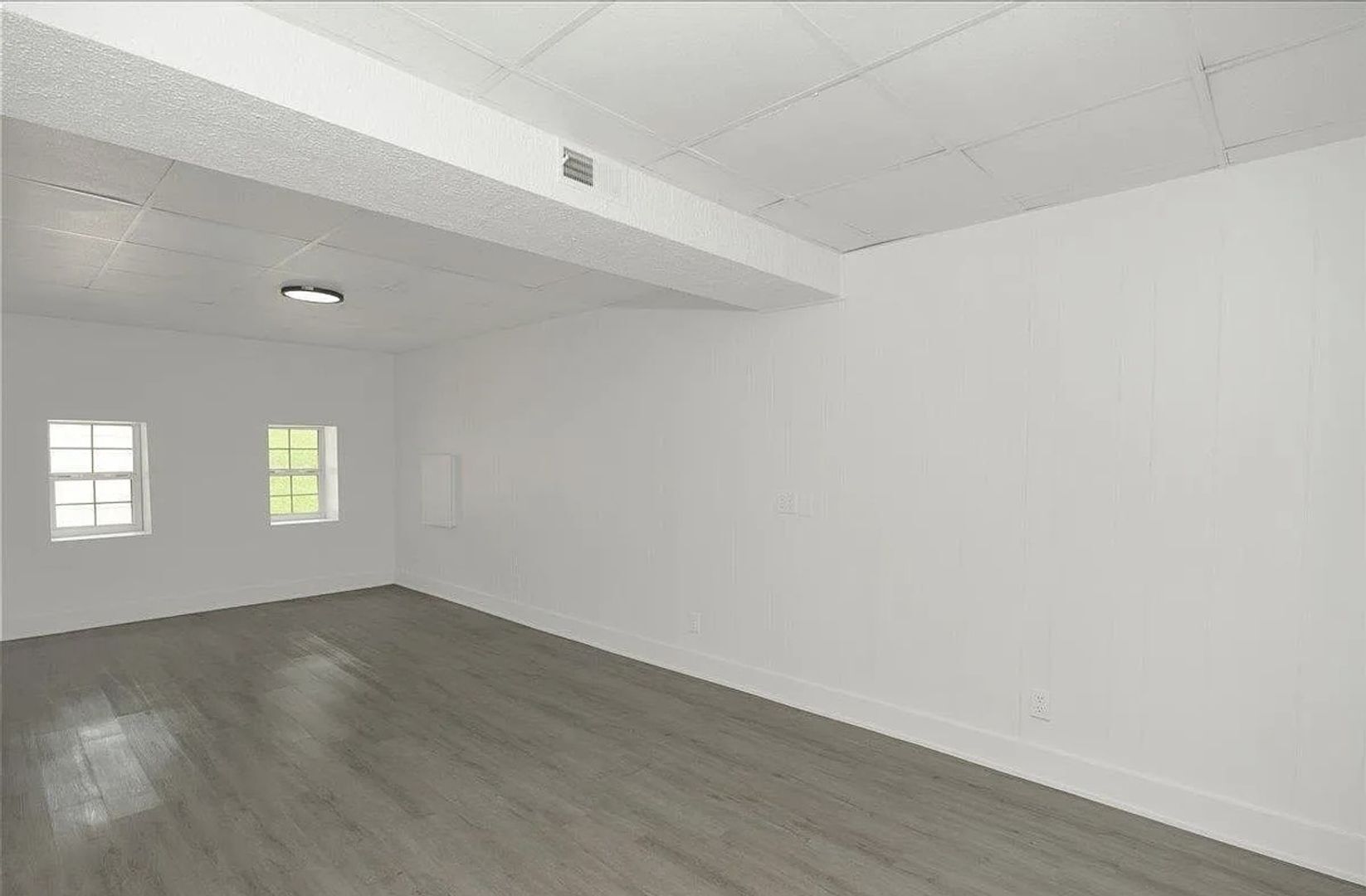Building Photo - 5188 Goldmar Dr