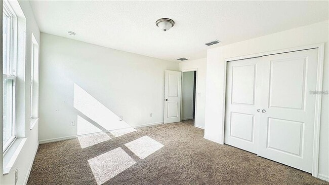 Building Photo - 9567 Sandy Bluffs Circle