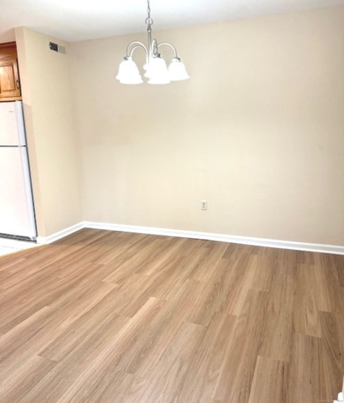 Building Photo - 25 Old Turnpike Rd