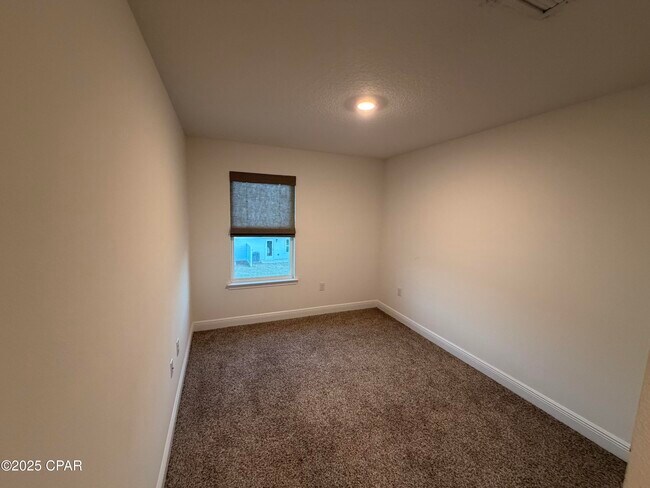 Building Photo - 544 Melrose Wy