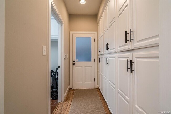 Building Photo - 7701 Halcyon Forest Trail