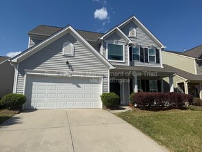 Building Photo - 2211 Talon Dr