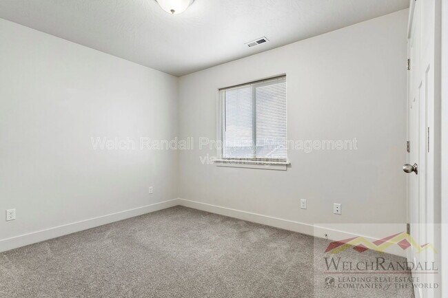 Building Photo - 433 N 100 W