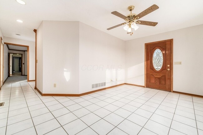 Building Photo - 6253 Headley Heights Ct