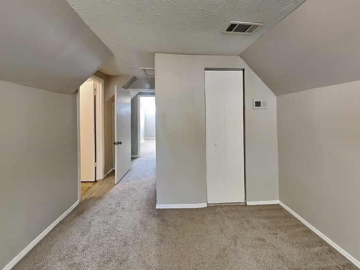 Building Photo - 7090 Winkfield Pl