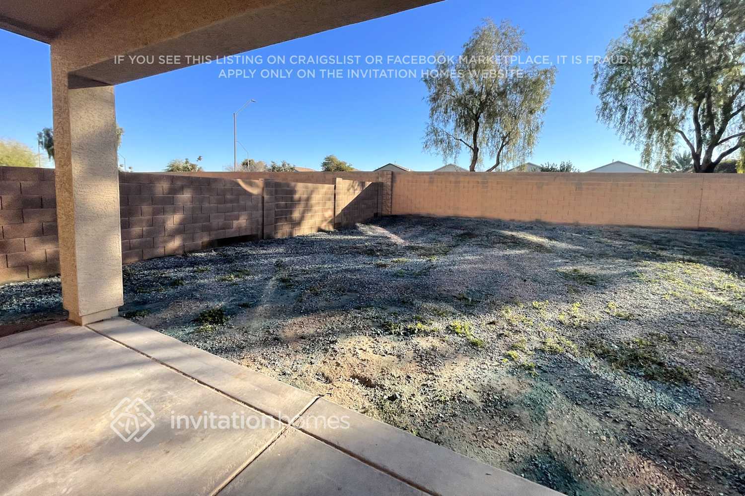 Building Photo - 1421 S 123rd Dr