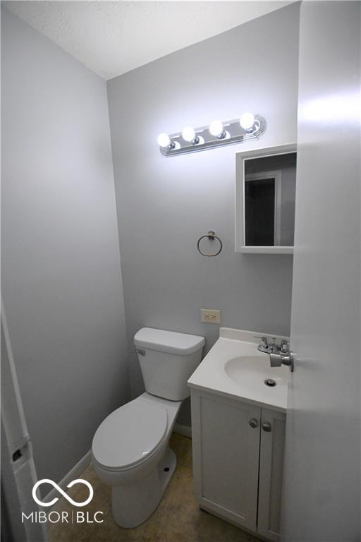 Building Photo - 4940 Leone Dr
