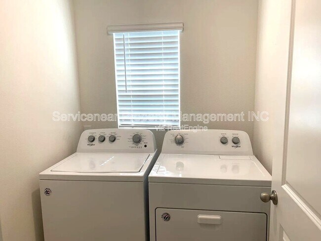 Building Photo - 12159 White Cypress Pl