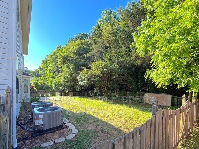Building Photo - 13518 Quiet Stream Ct