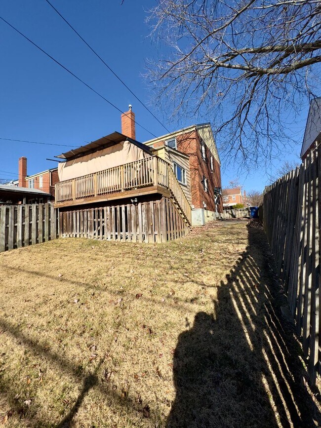 Building Photo - Charming 3 Bedroom/1 Bathroom in Woodring, MD!