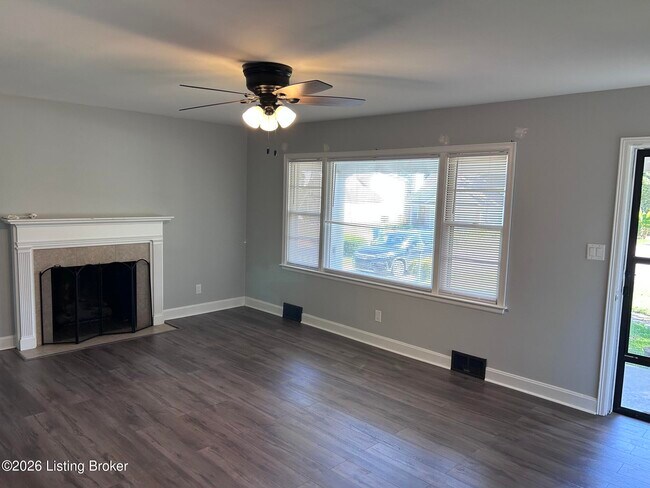 Building Photo - 11801 Wetherby Ave