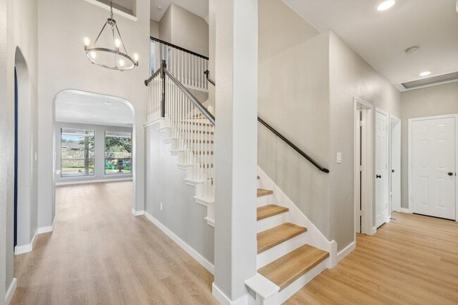 Building Photo - 7324 Moon Rock Rd
