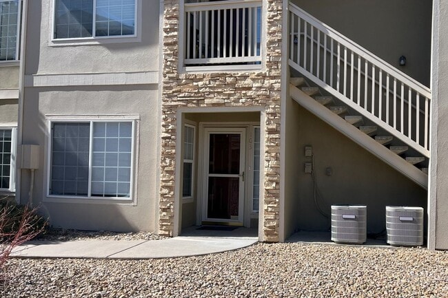 Building Photo - 10075 E Carolina Pl