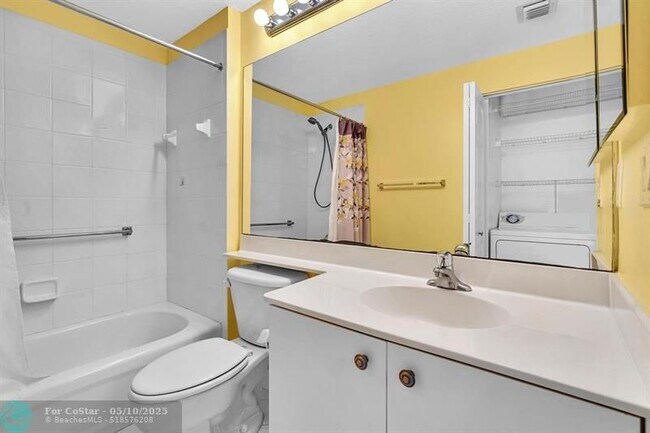 Building Photo - 7765 Yardley Dr
