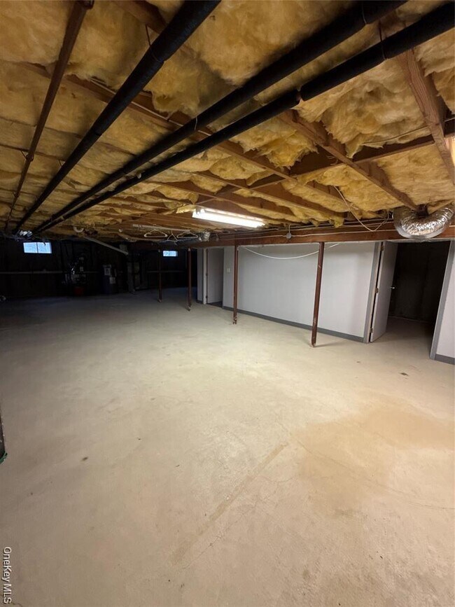 Building Photo - 24 Kimberly Ct