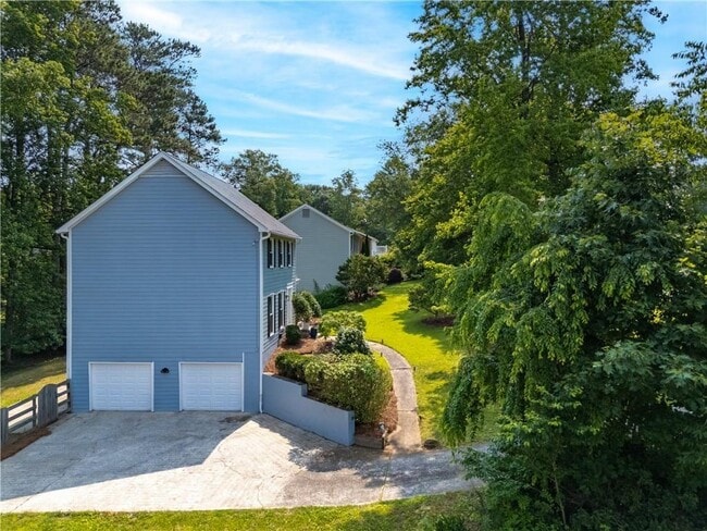 Building Photo - 1428 Brookcliff Dr