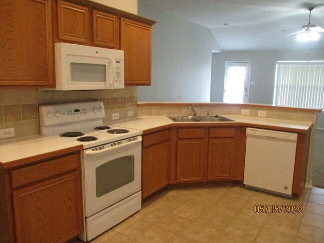 Building Photo - 5413 Chinkapin Ln