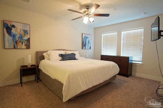 Building Photo - 1435 Iroquois Ct