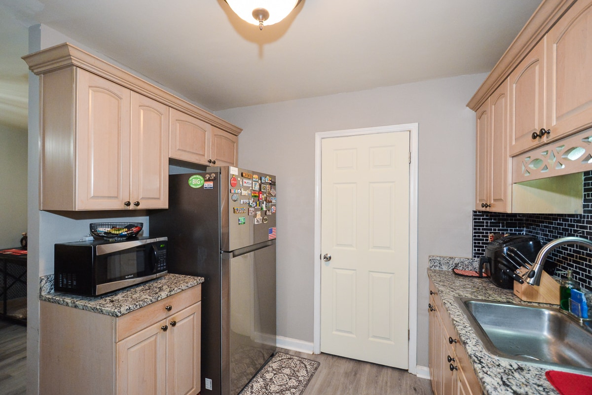 Building Photo - 1422 Springleaf Cir SE