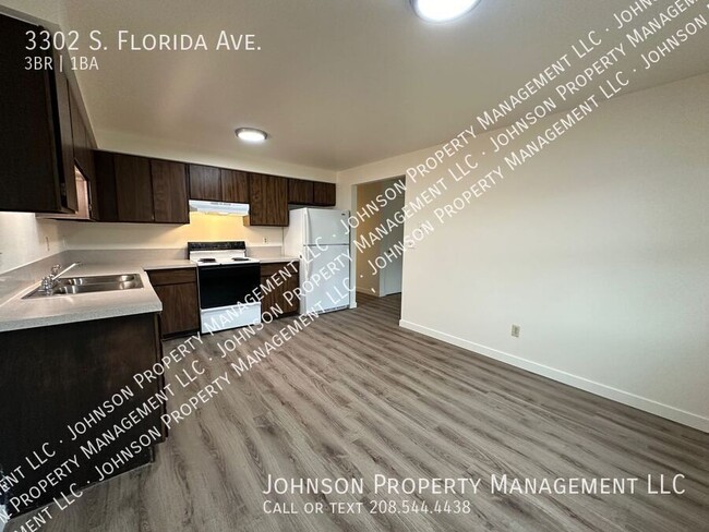 Building Photo - 3302 S Florida Ave