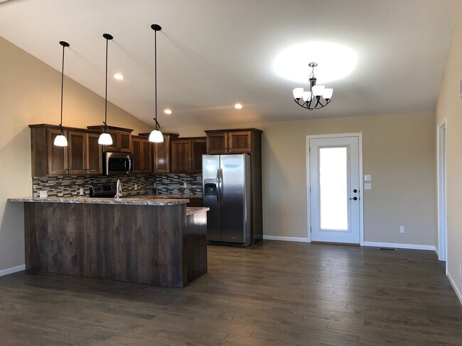 Building Photo - 4011 Westminister Dr