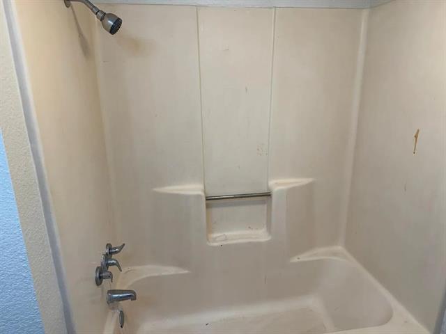 Building Photo - 509 W Coffin St