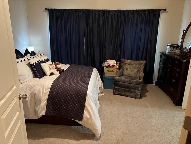 Building Photo - 650 Township Cir