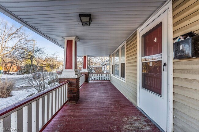 Building Photo - 1239 W 115th St