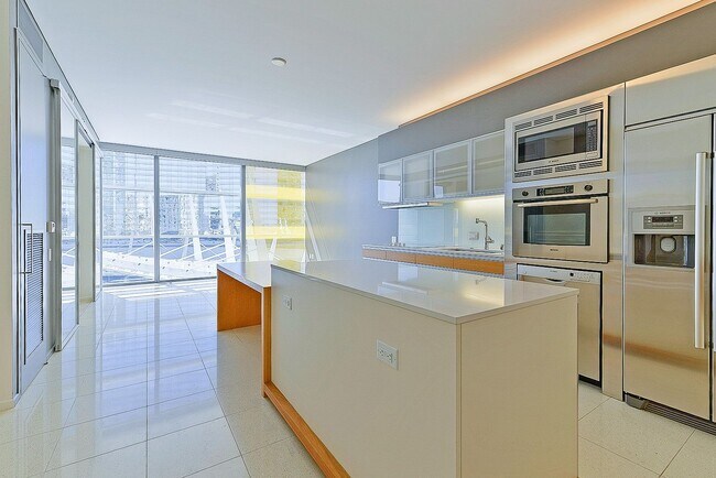 Building Photo - Veer Towers 504W-CityCenter/Aria Fountain ...