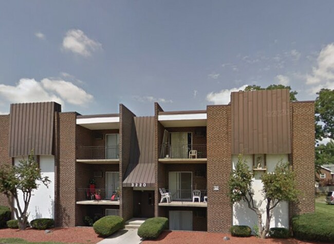 Building Photo - Midway Apartments