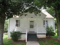 Building Photo - 1013 Montrose Ave