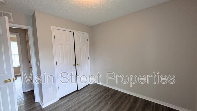 Building Photo - 8660 Figland Ave
