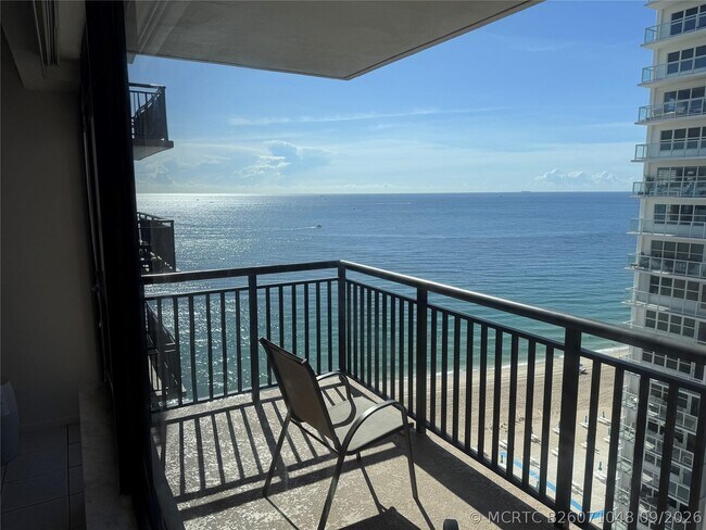 Building Photo - 3800 Galt Ocean Dr