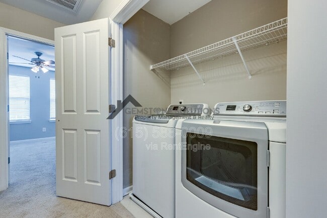 Building Photo - 6007 Dupont Cove Dr