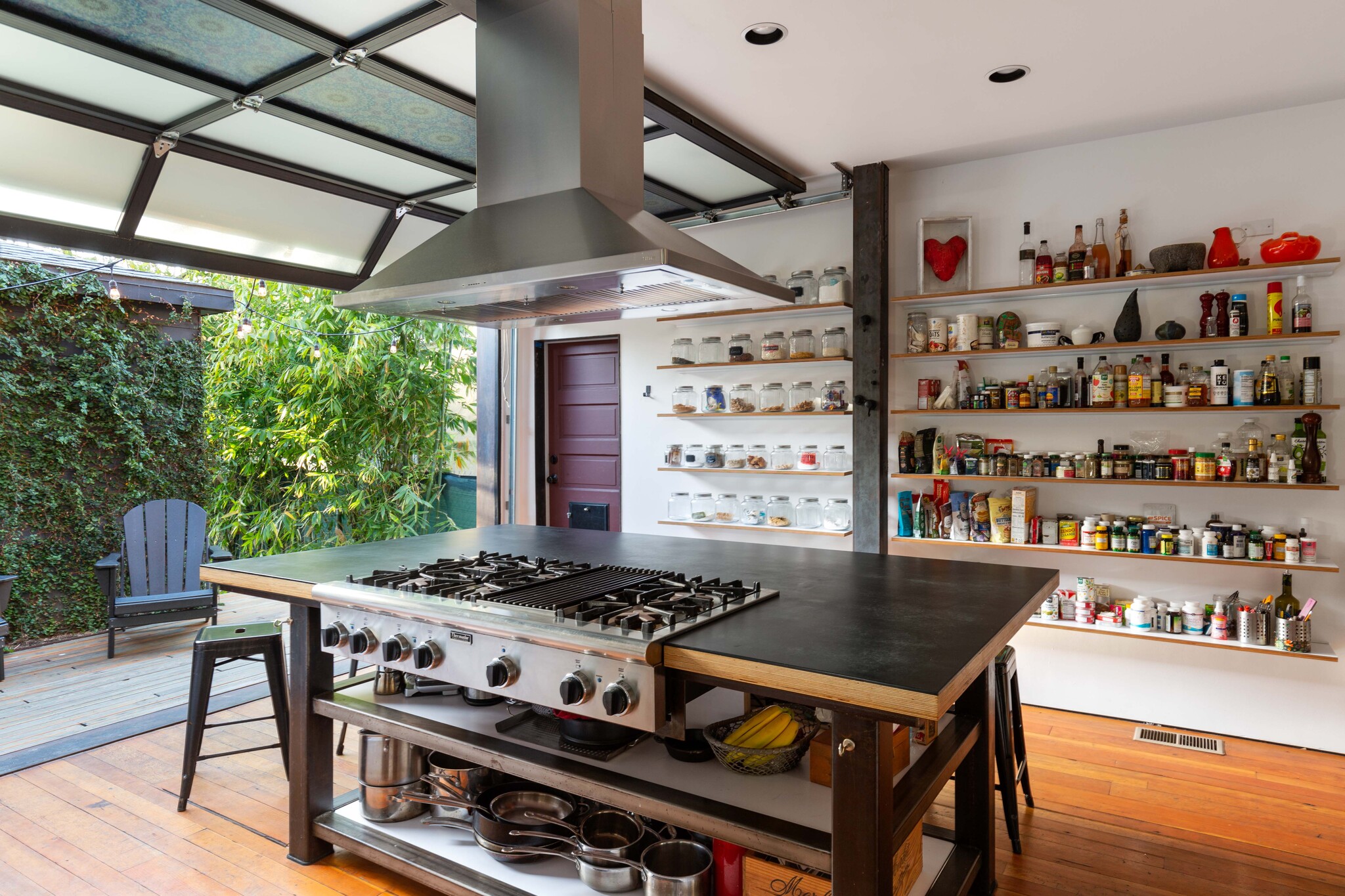 huge eat in kitchen with roll up door for access to outside - 2631 Kenwood Ave