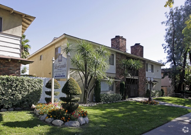 Primary Photo - Silverwoods Apartments