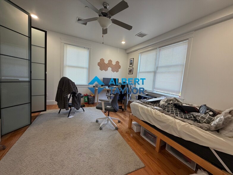 Building Photo - 145 Cedar St