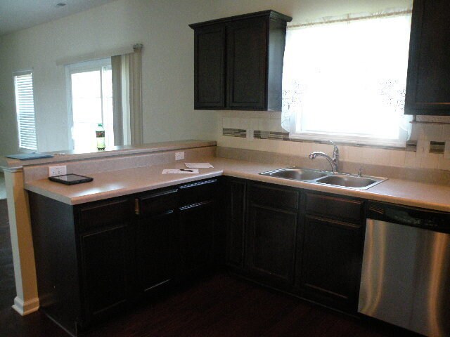 Building Photo - Beautiful custom home, don't want to miss this one!