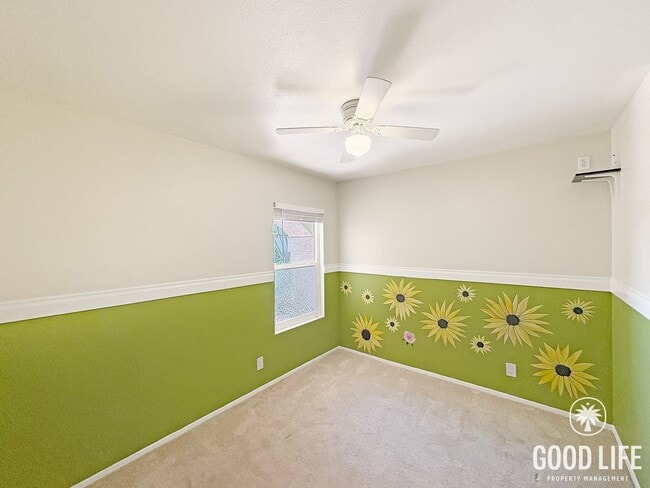 Building Photo - Renovated 4BR Home with Large Yard on Peaceful Cul-de-Sac