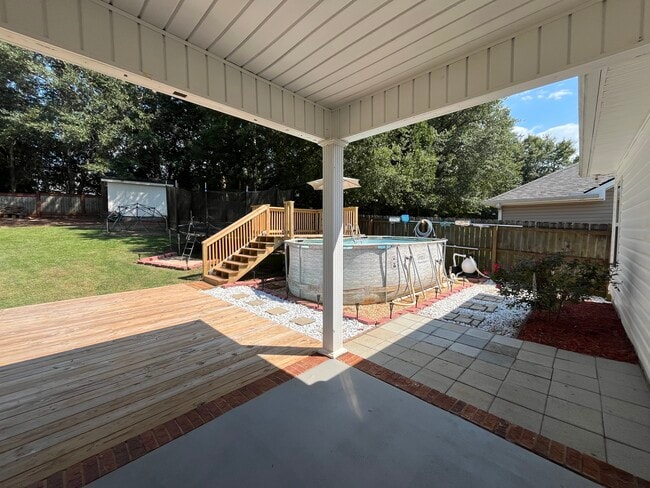 Building Photo - 107 Vanessa Dr