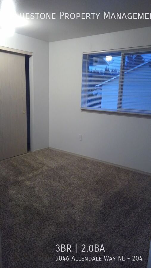 Building Photo - 5046 Allendale Way NE
