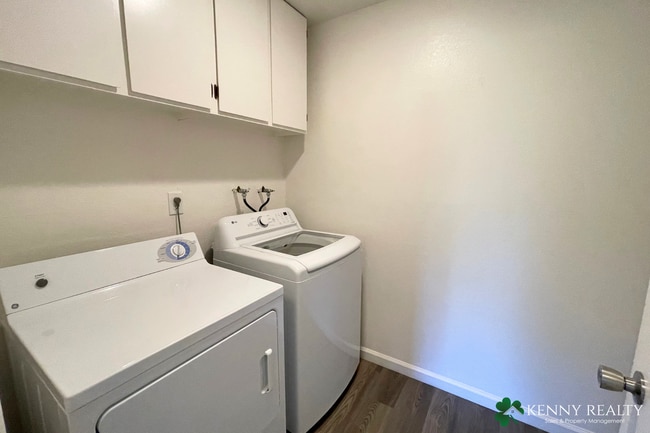 Building Photo - Remodeled 3BR Condo with Large Deck, Park Views & Resort-Style Amenities in Foster City