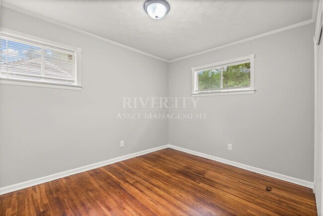 Building Photo - GORGEOUS HOME LOCATED IN RALEIGH NEAR CRAIGMONT DR!!! SECTION 8 WELCOMED!!!