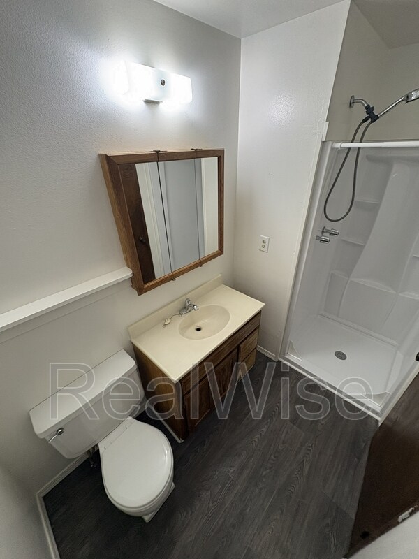 Building Photo - 231 Hawthorne St