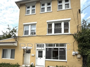 Building Photo - 41 Tyson Pl