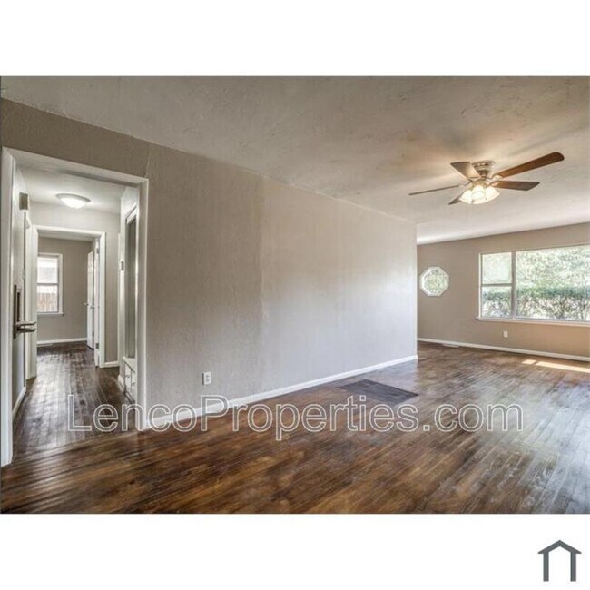 Building Photo - 2741 SW Murray Dr