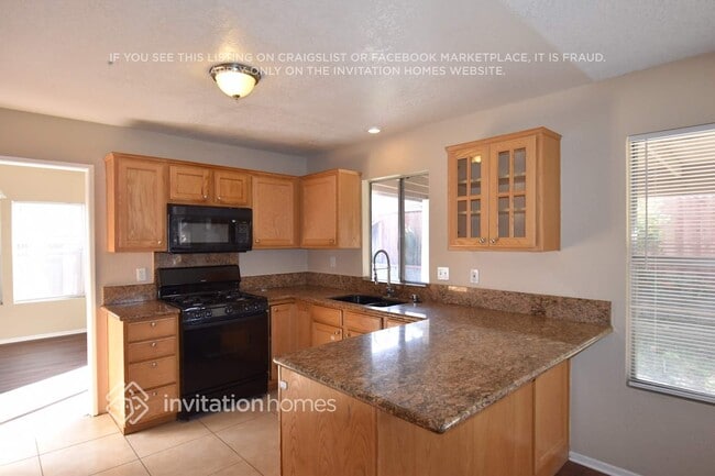 Building Photo - 16341 Windcrest Dr