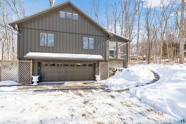 Building Photo - 349 Westport Turnpike