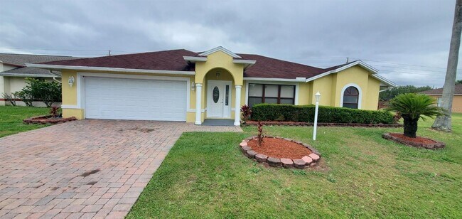 Primary Photo - 780 Americana Ct