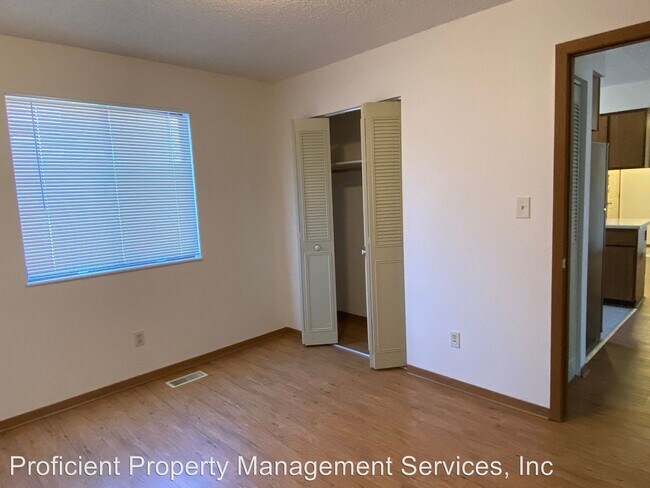 Building Photo - 203 Macon Ave